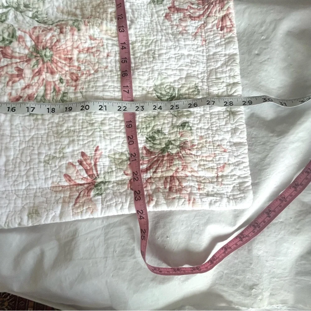 Laura Ashley 2 Honeysuckle Floral Quilted Standard Pillow Case Shams Cottagecore